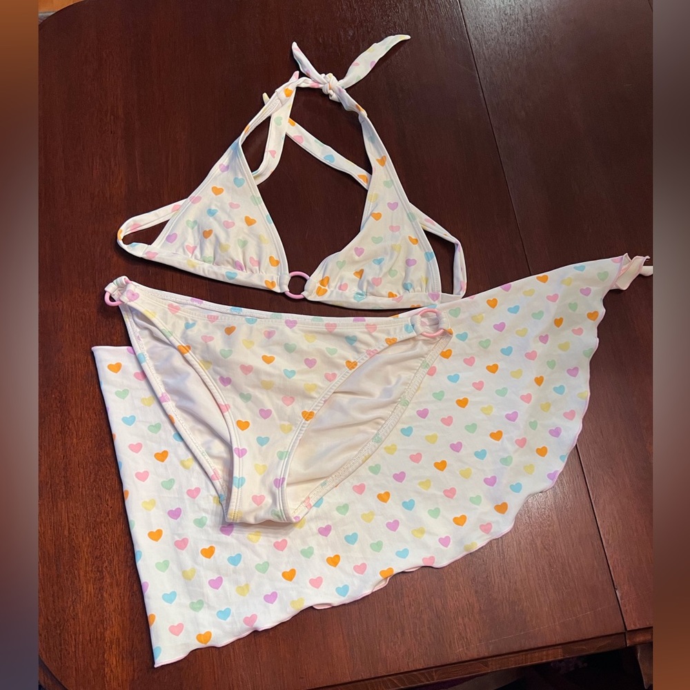 Shoshanna Cream Heart Print Triangle Bikini with Matching Sarong - Picture 4 of 7